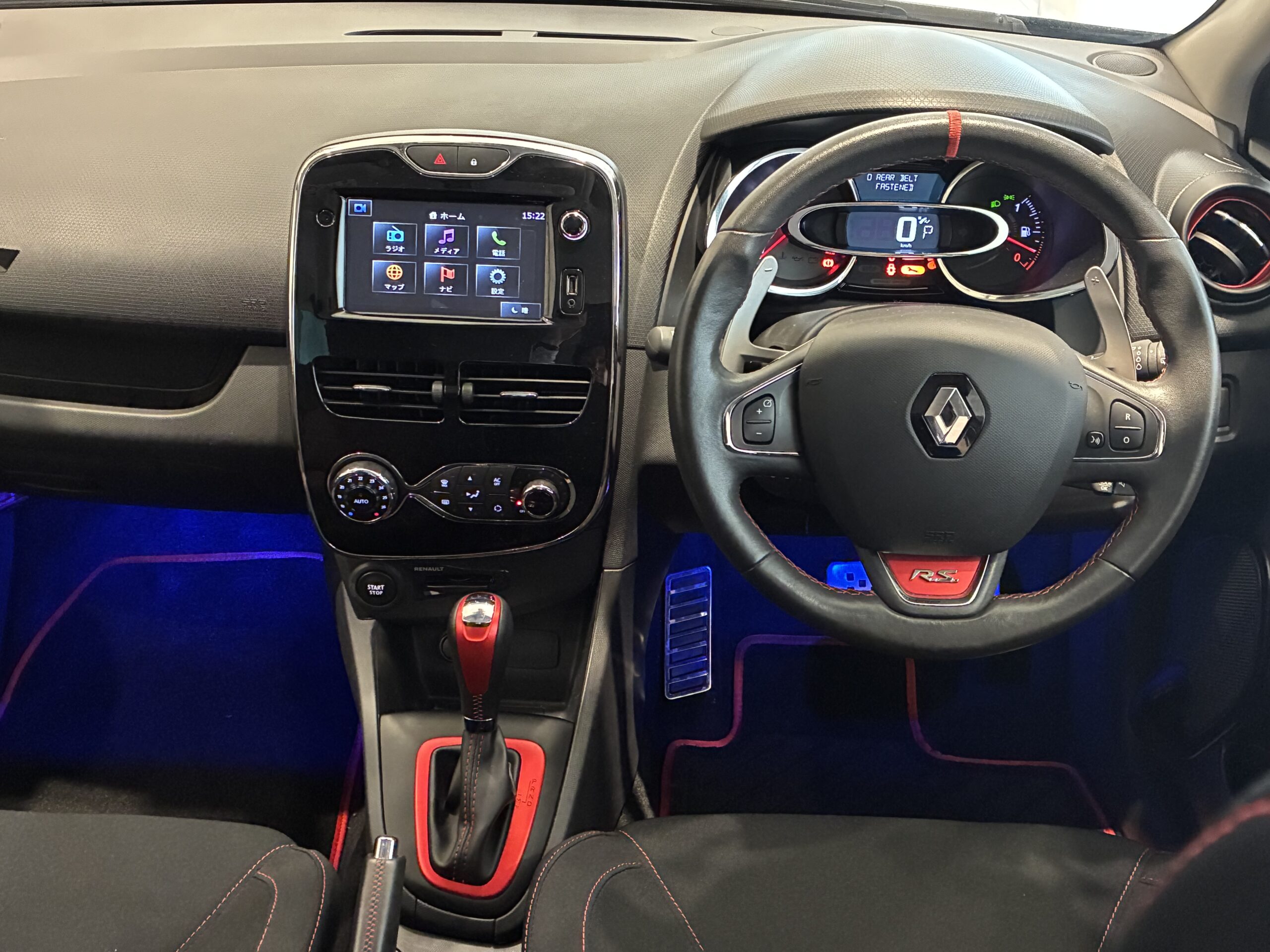 ルノー・ルーテシア・スポール シャシー スポール