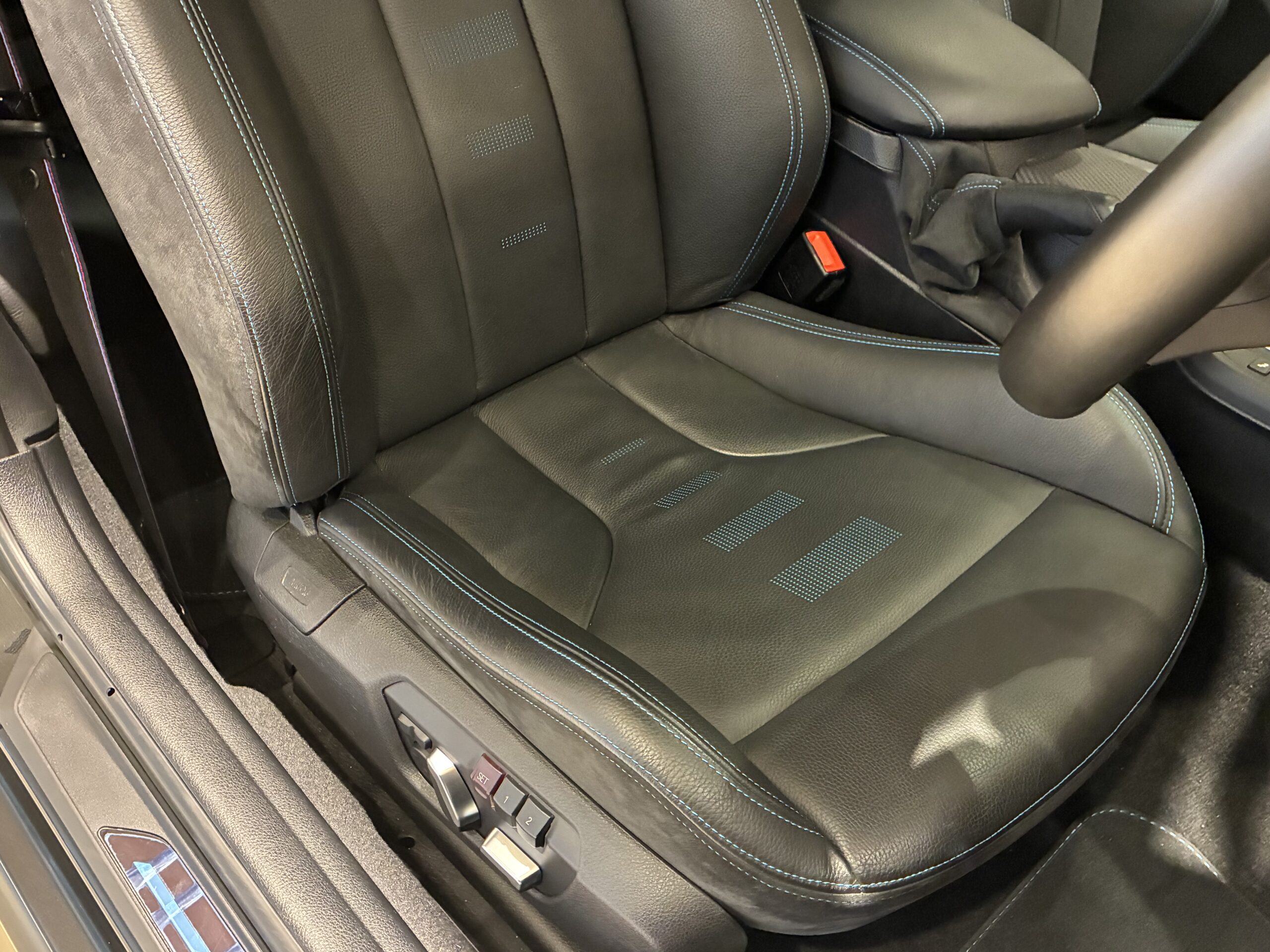 BMW　M2コンペティション　M DCTドライブロジック