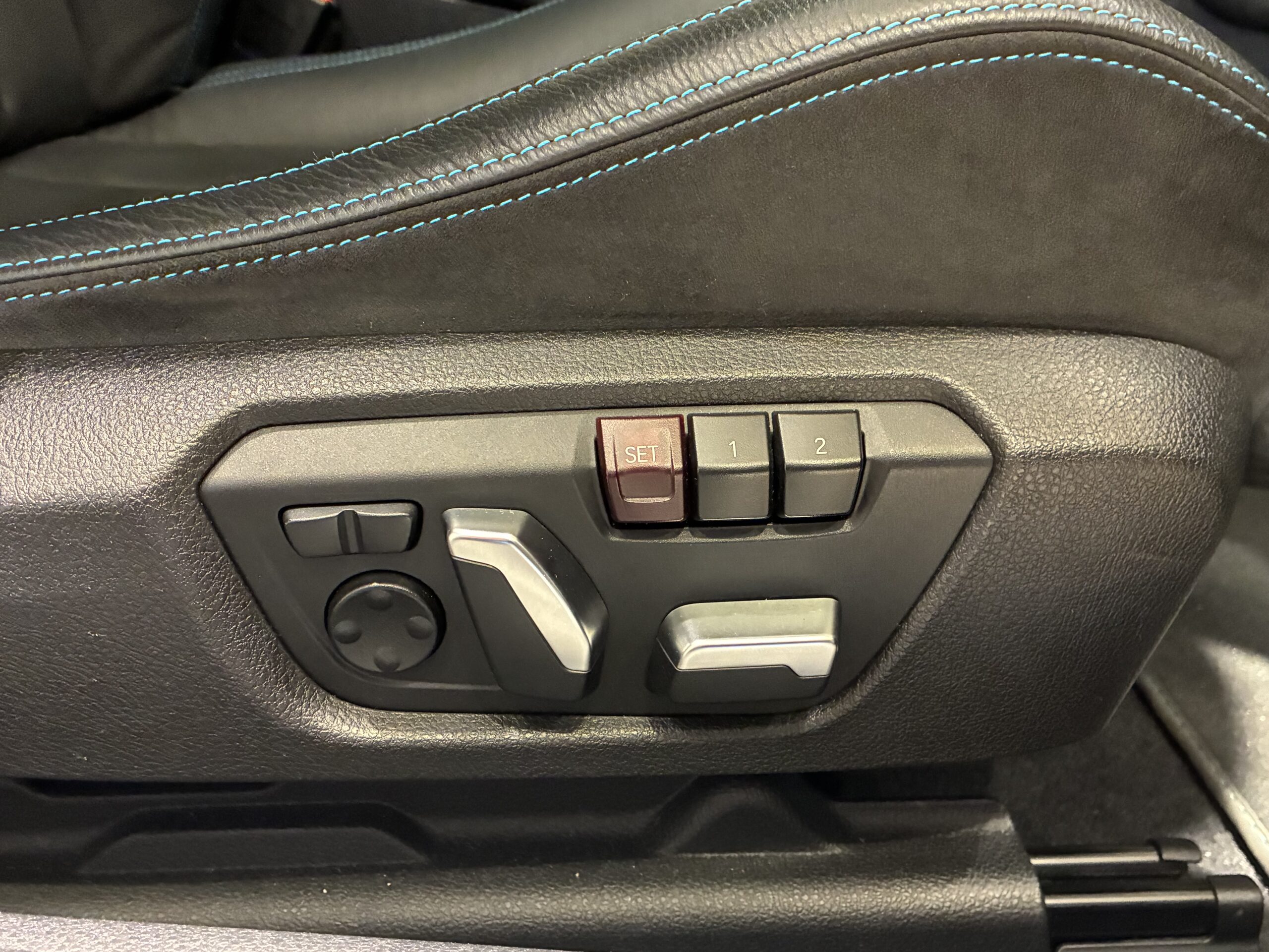 BMW　M2コンペティション　M DCTドライブロジック