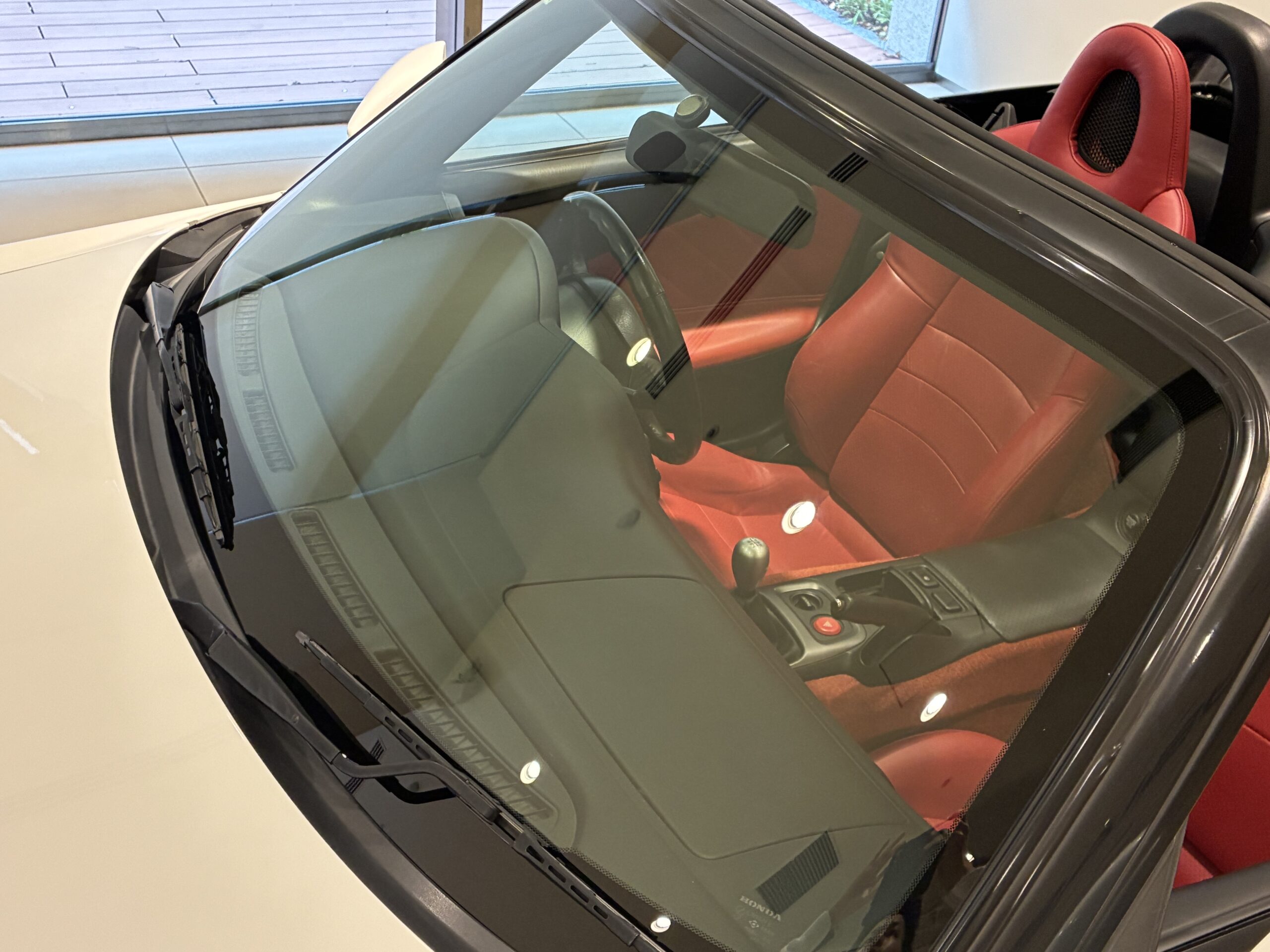 S2000