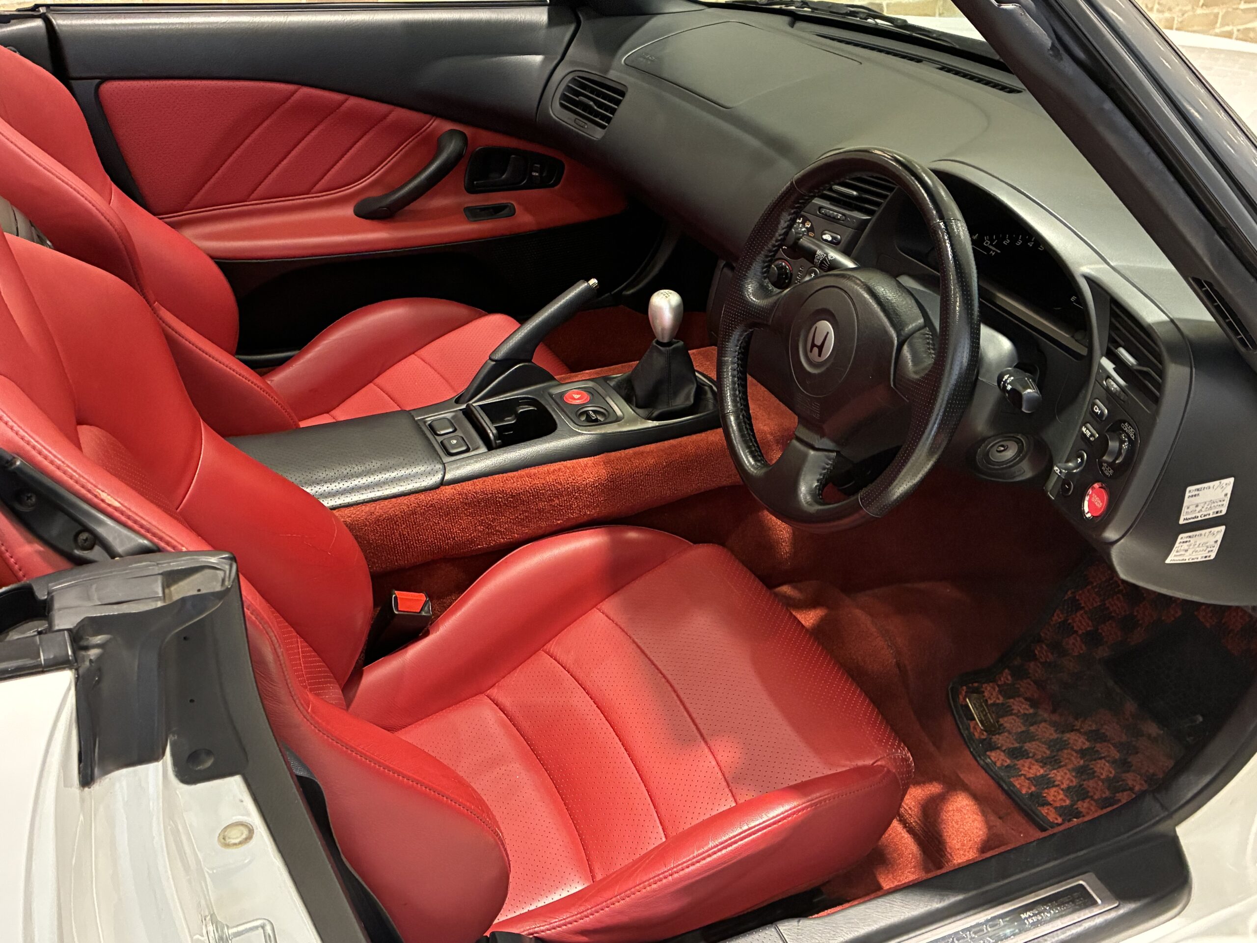 S2000