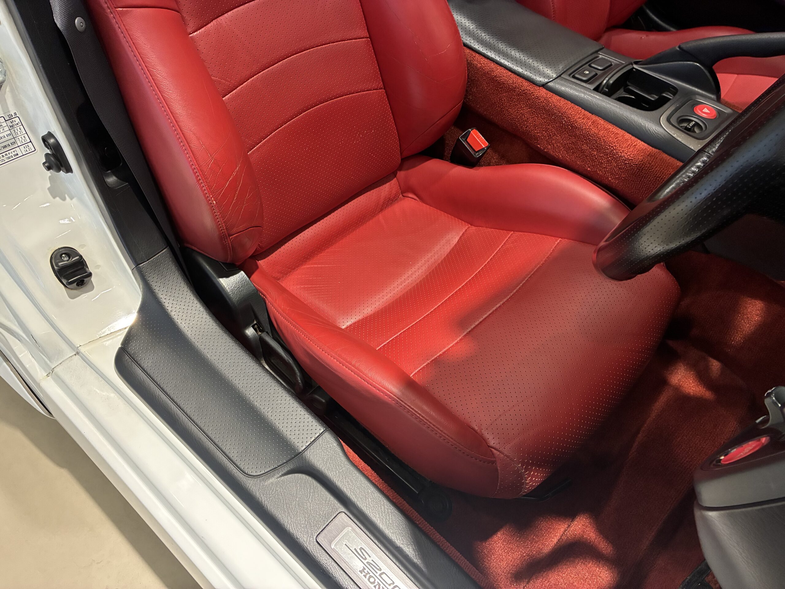 S2000