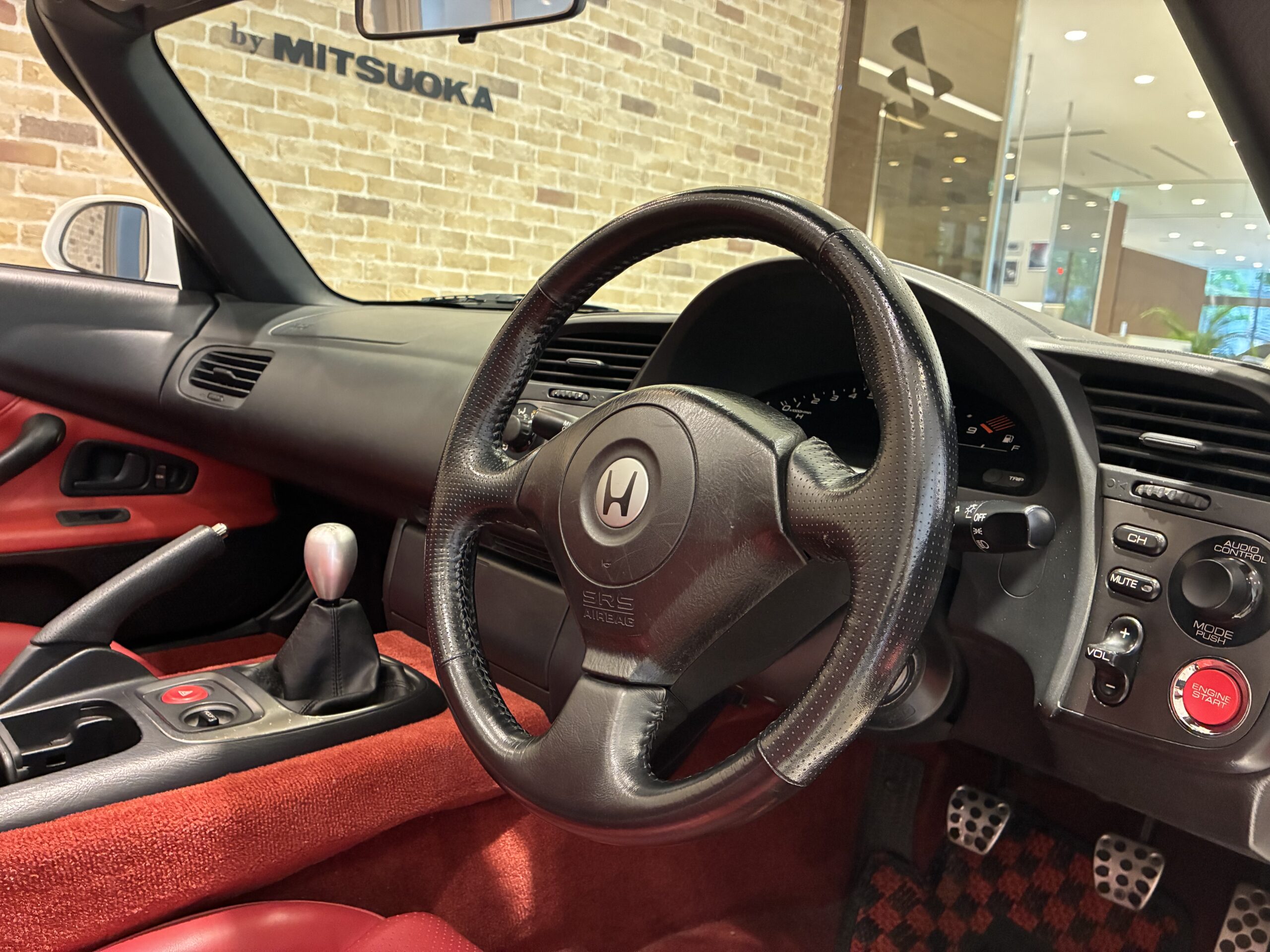 S2000