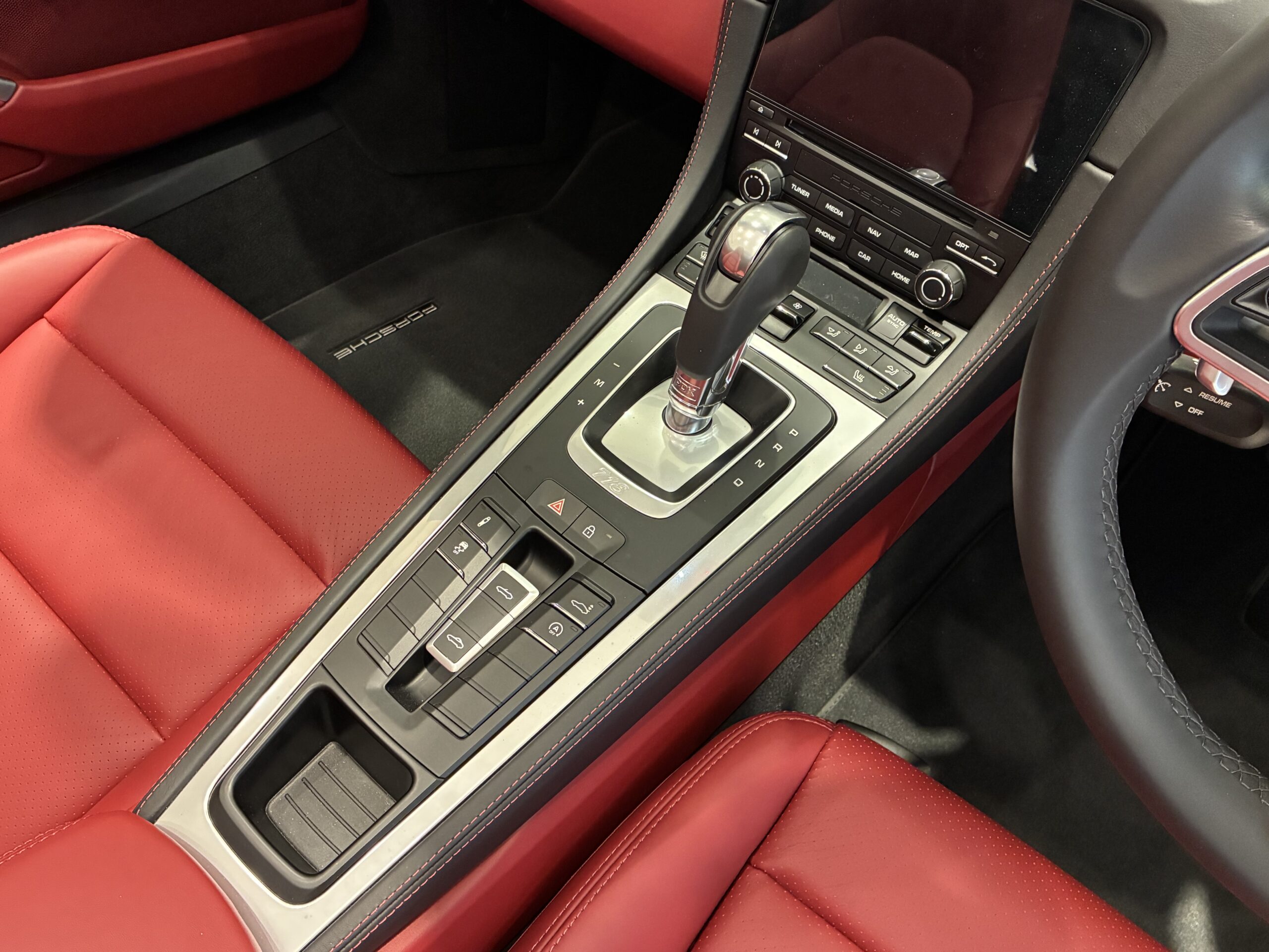 ポルシェ718ボクスター スタイル エディションPDK
