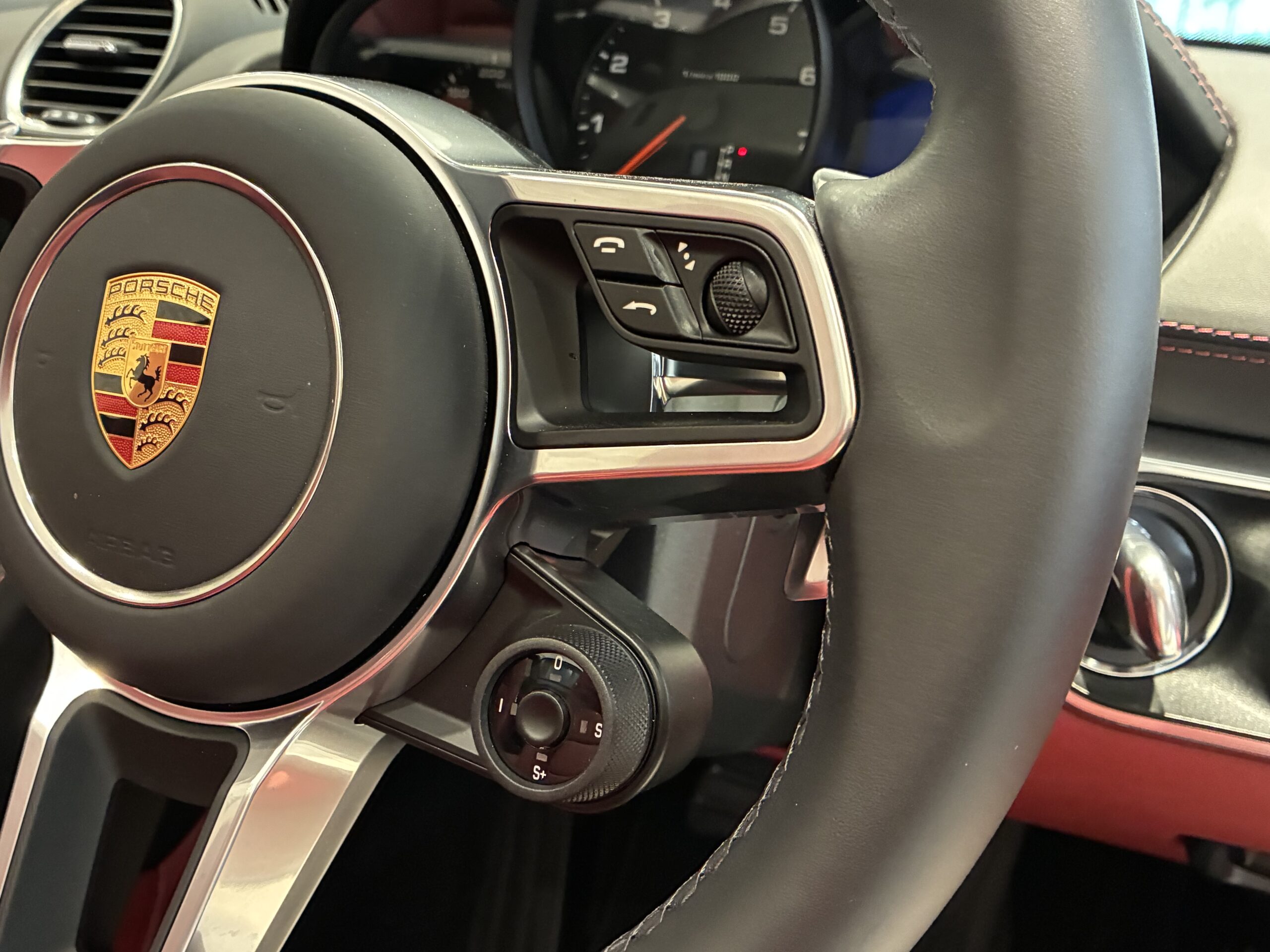 ポルシェ718ボクスター スタイル エディションPDK