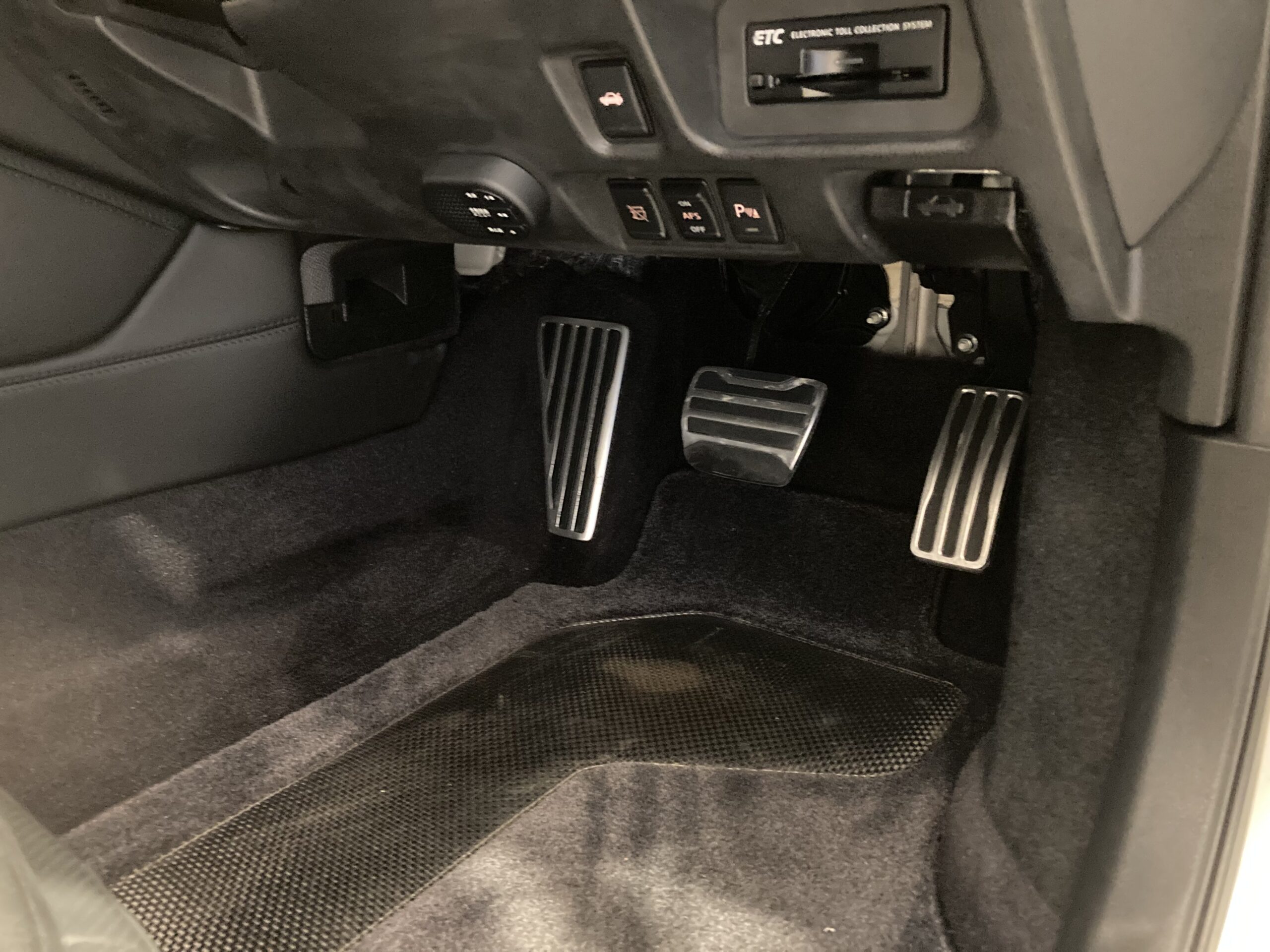 ニッサン GT-R 3.8プレミアムエディション 4WD