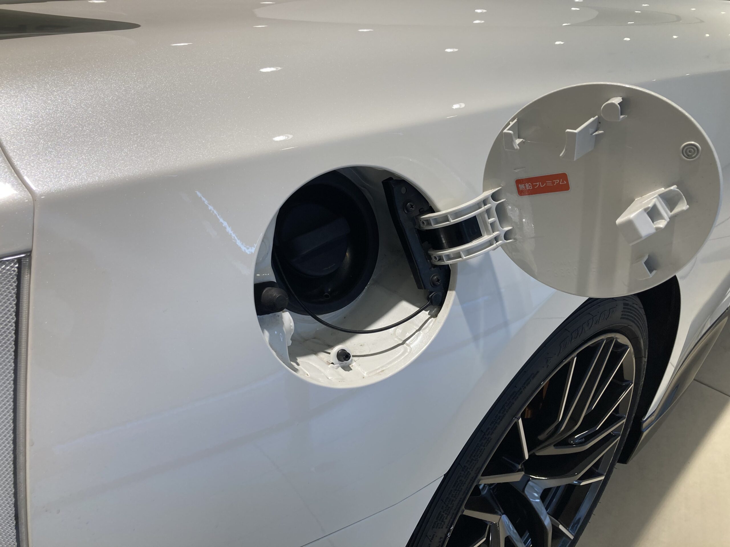 ニッサン GT-R 3.8プレミアムエディション 4WD