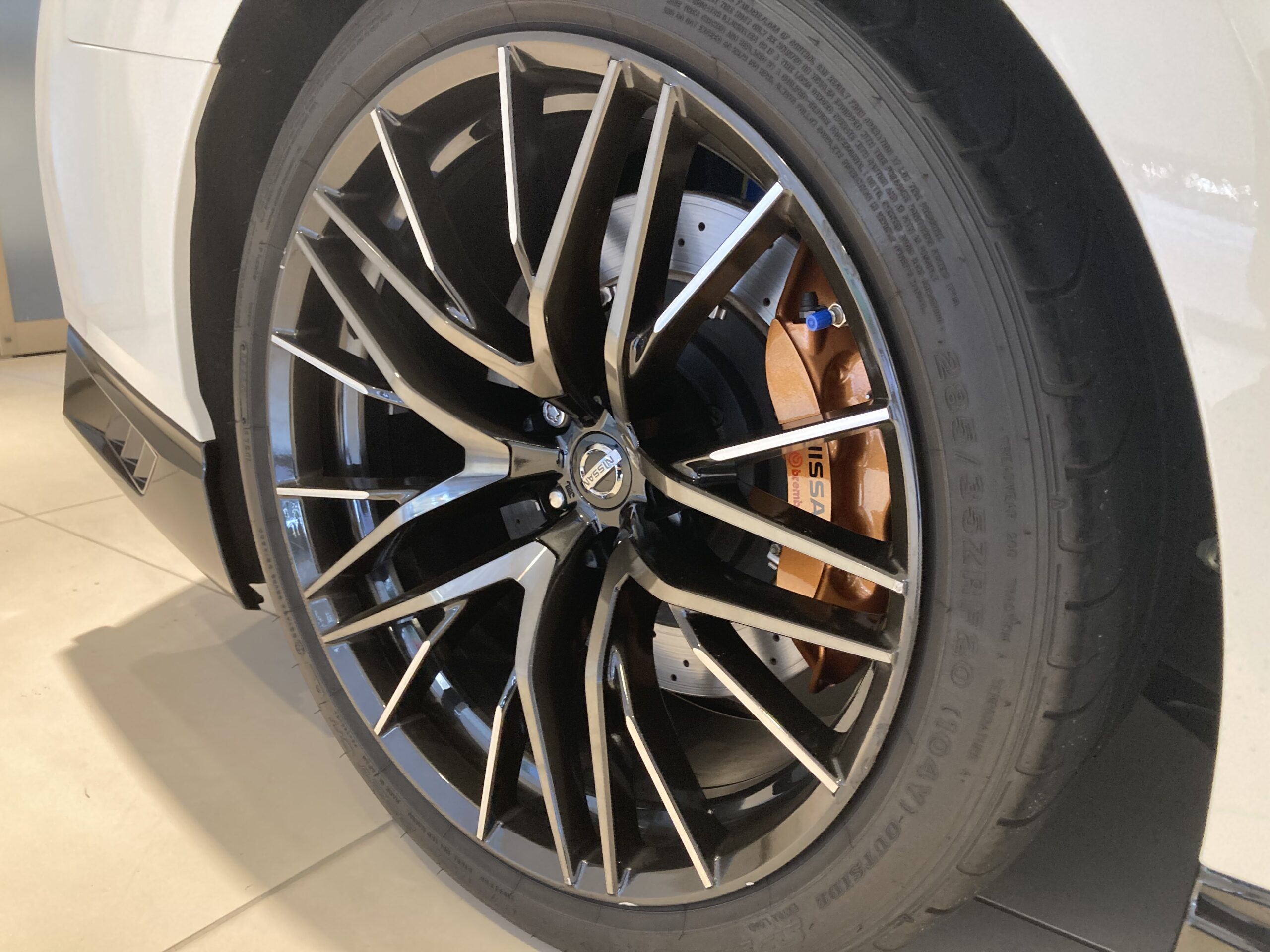 ニッサン GT-R 3.8プレミアムエディション 4WD