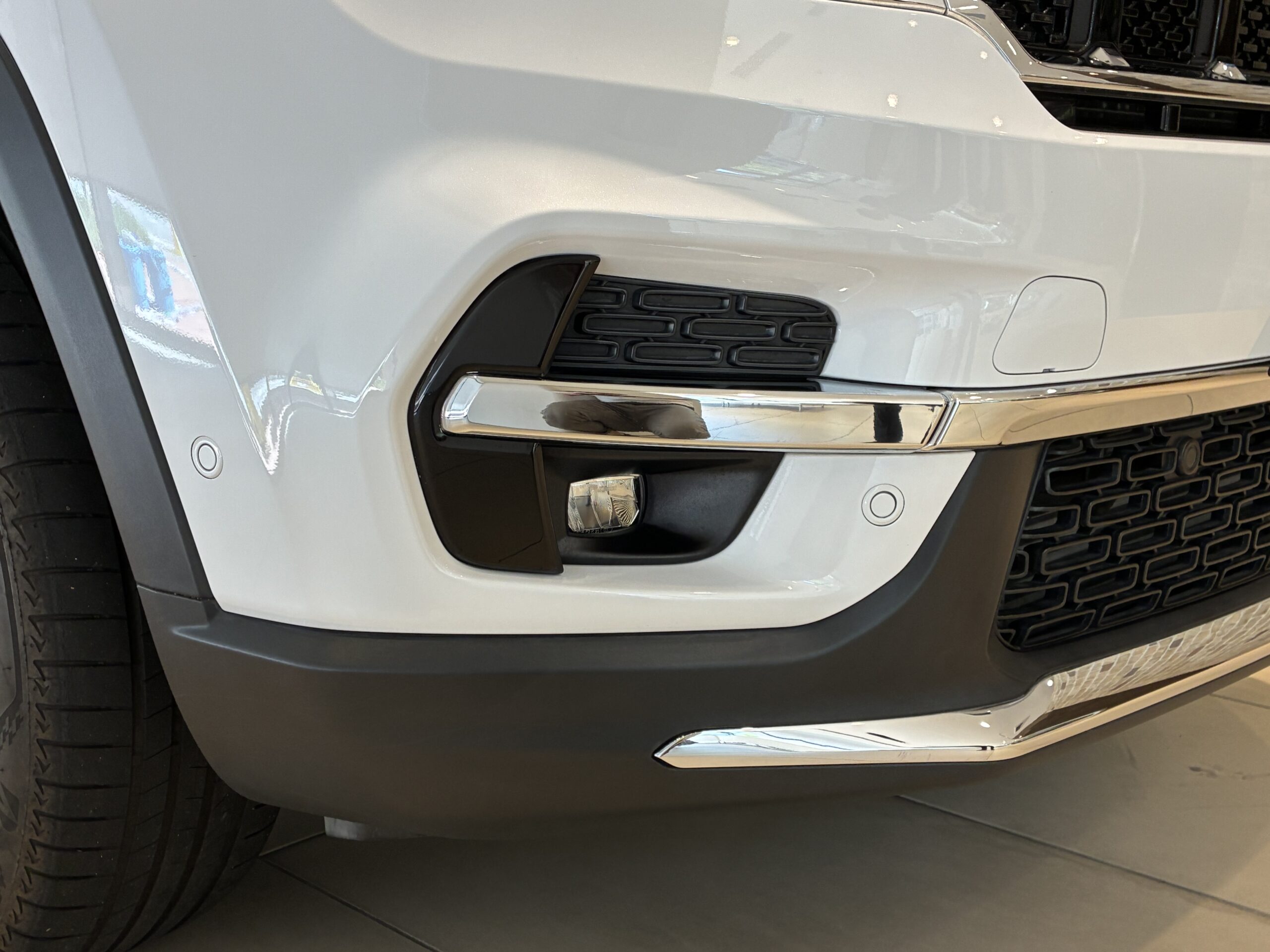 コマンダー リミテッド4WD ディーゼルターボ