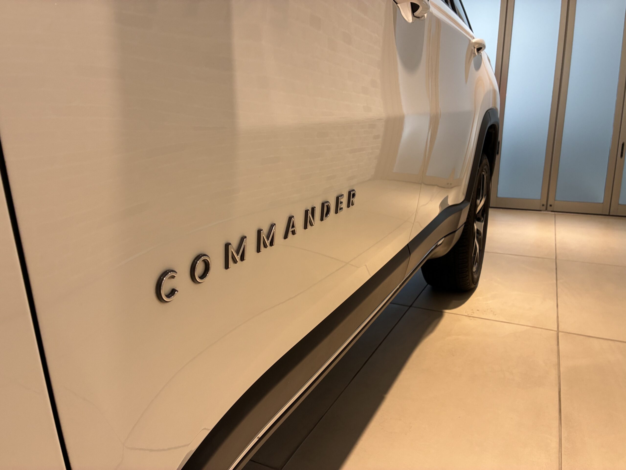 コマンダー リミテッド4WD ディーゼルターボ