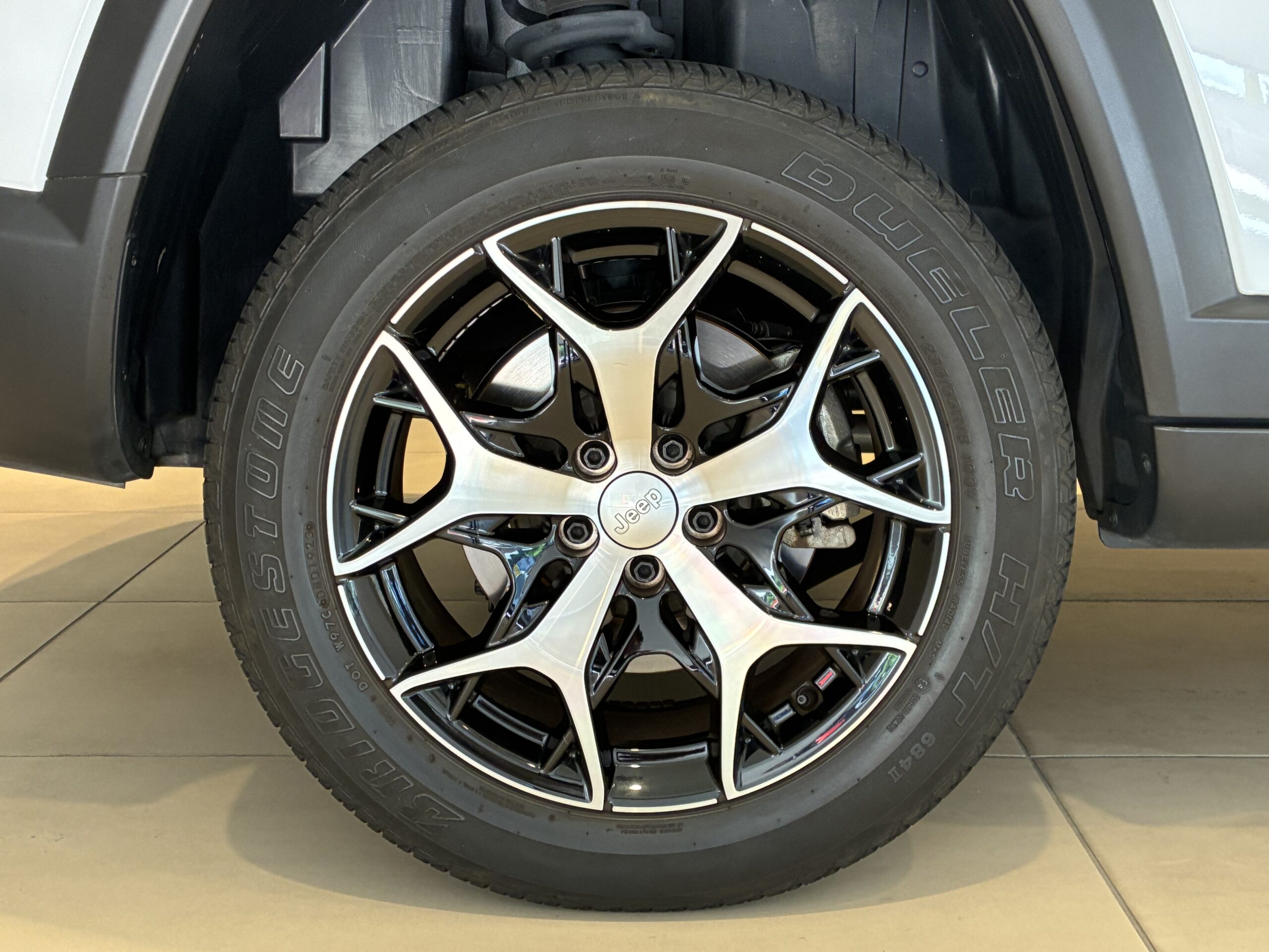 コマンダー リミテッド4WD ディーゼルターボ