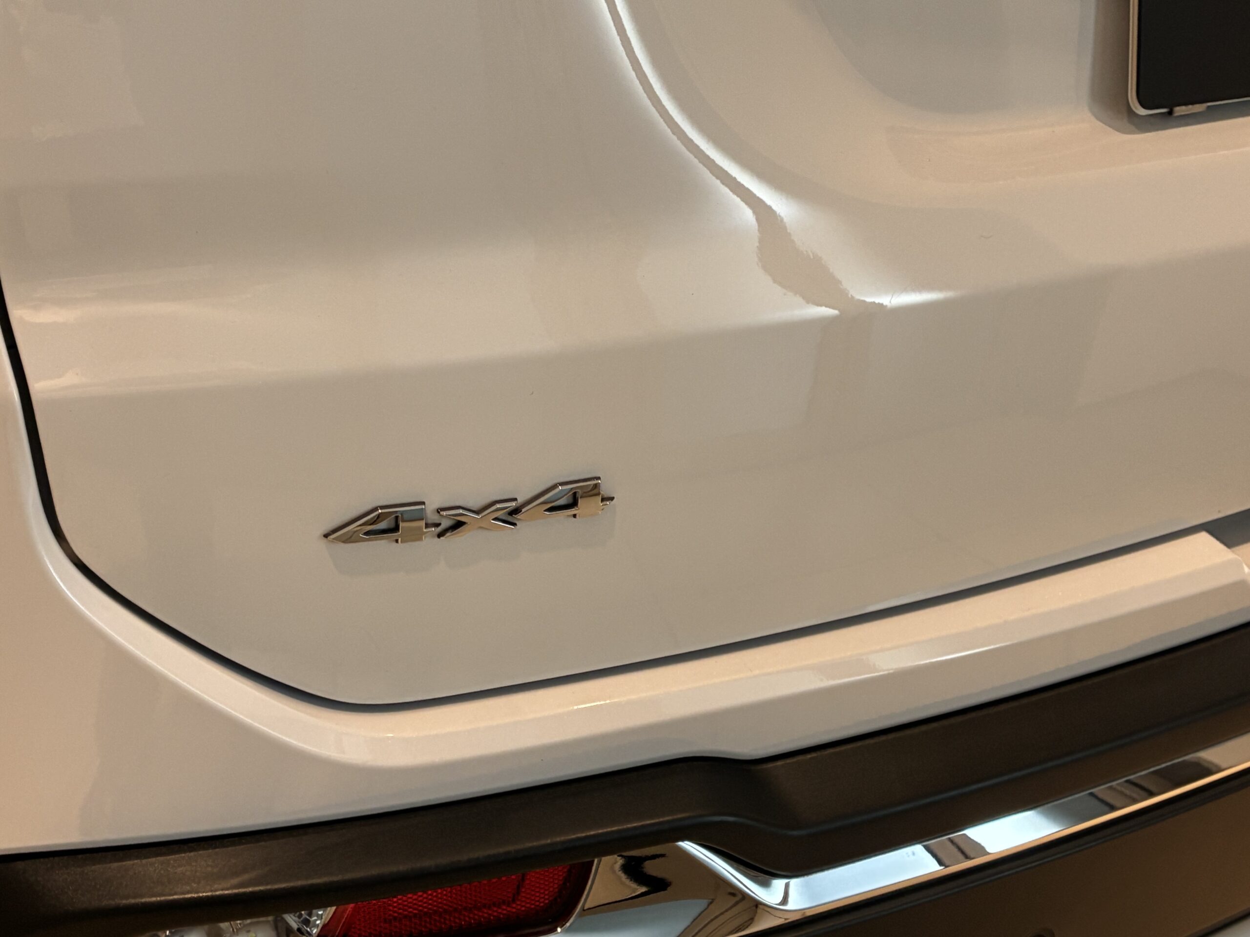 コマンダー リミテッド4WD ディーゼルターボ