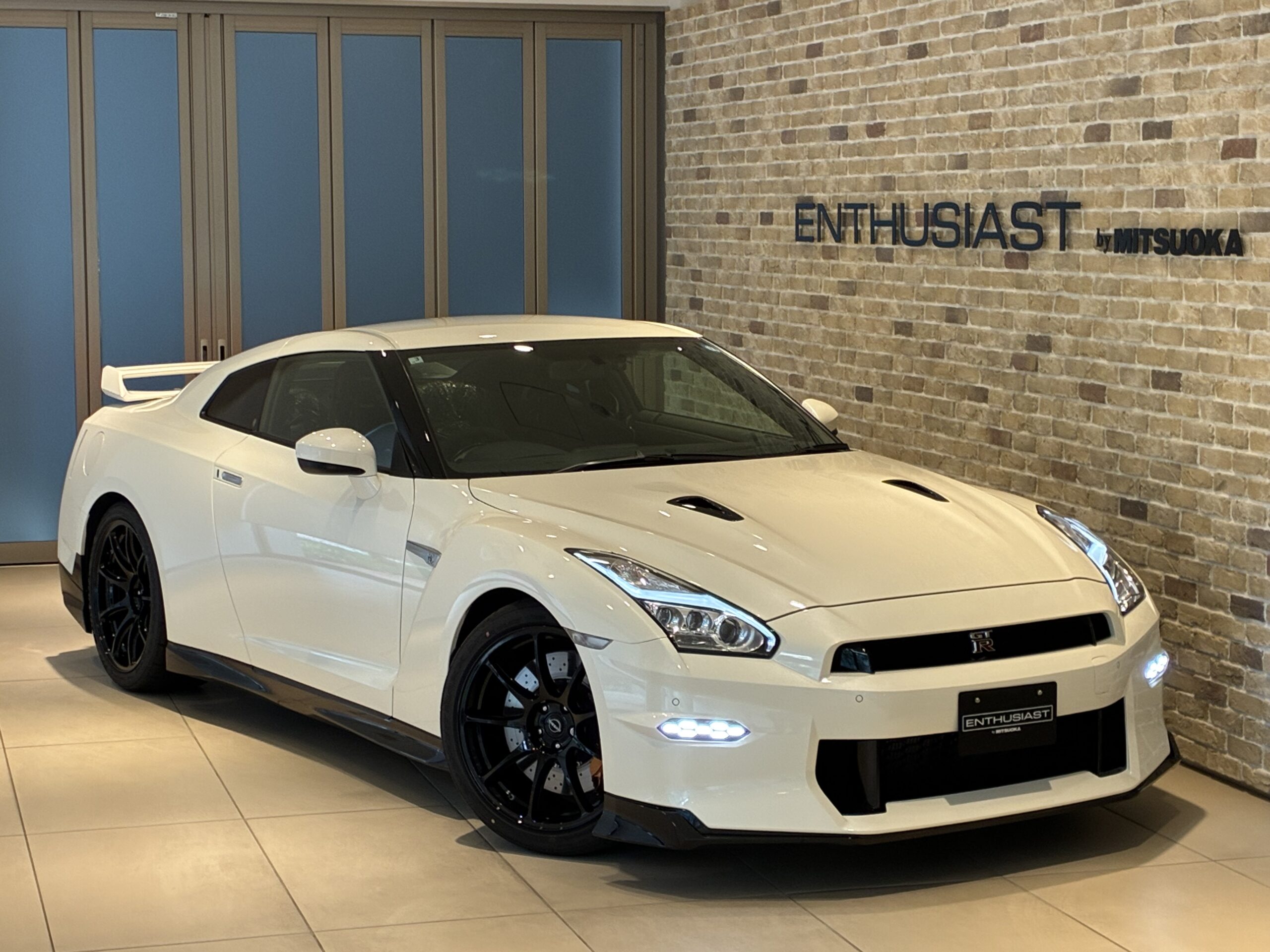 ニッサン GT-R 3.8トラックED engineered by nismo 4WD