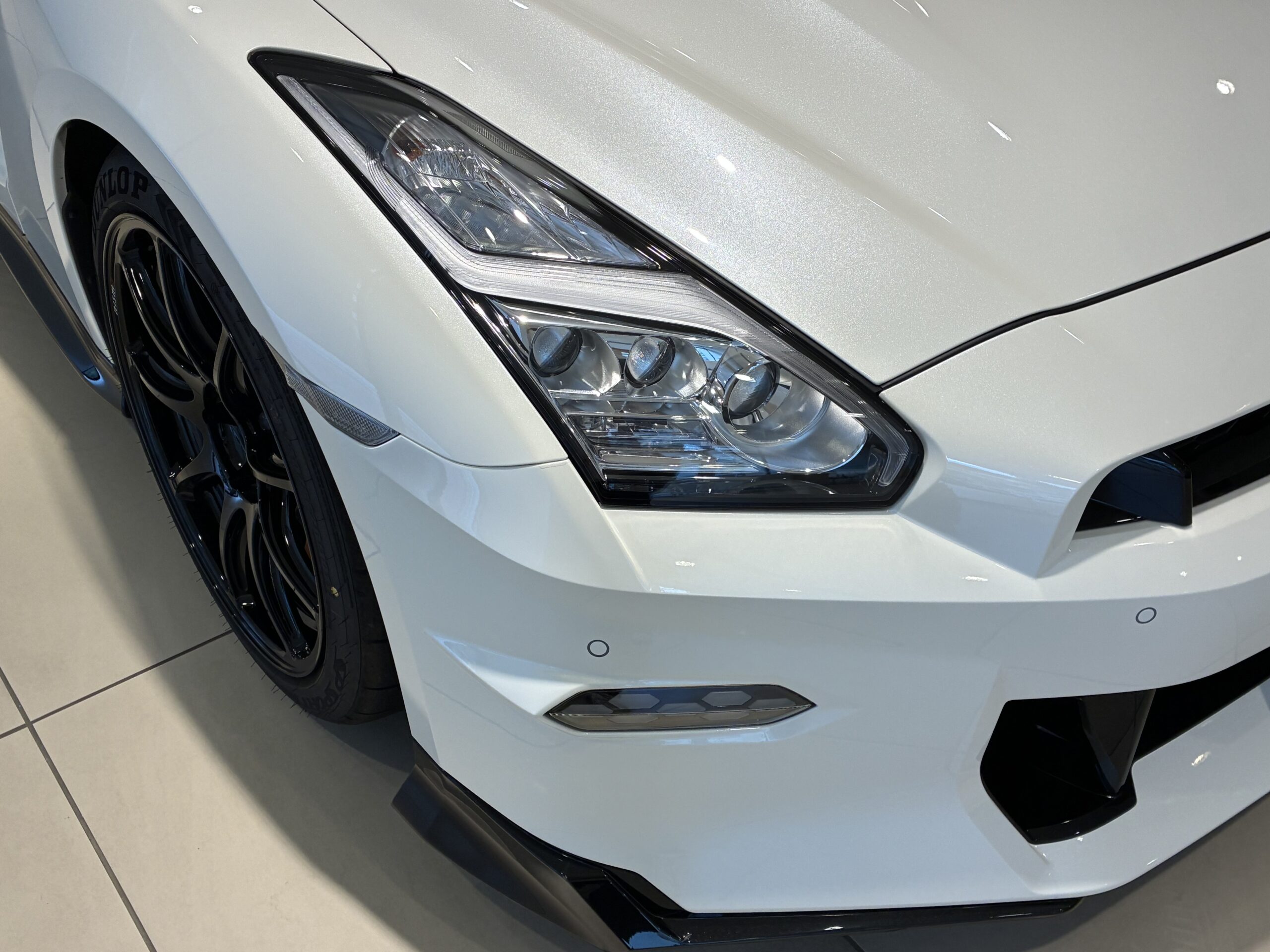 ニッサン GT-R 3.8トラックED engineered by nismo 4WD