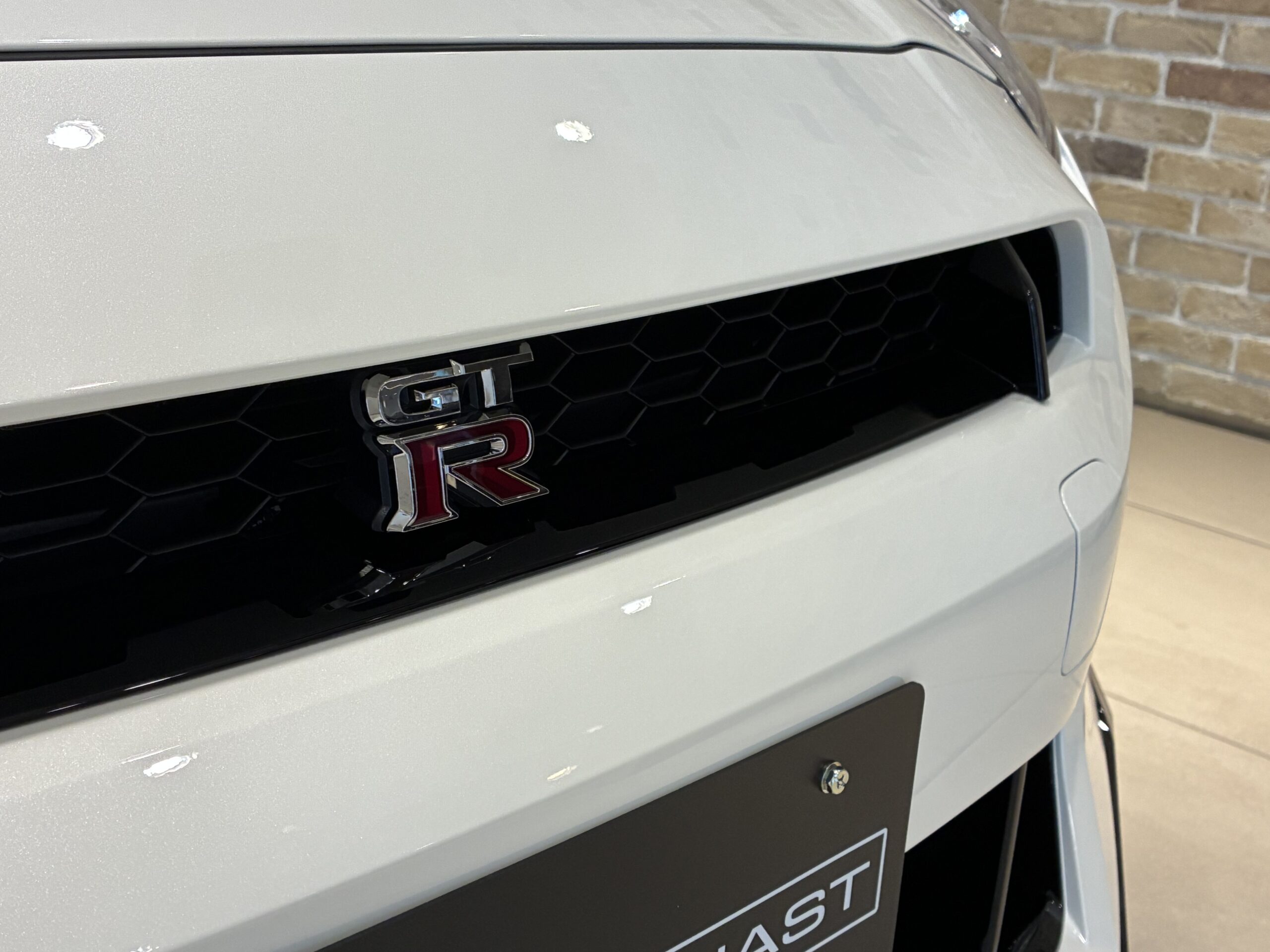 ニッサン GT-R 3.8トラックED engineered by nismo 4WD