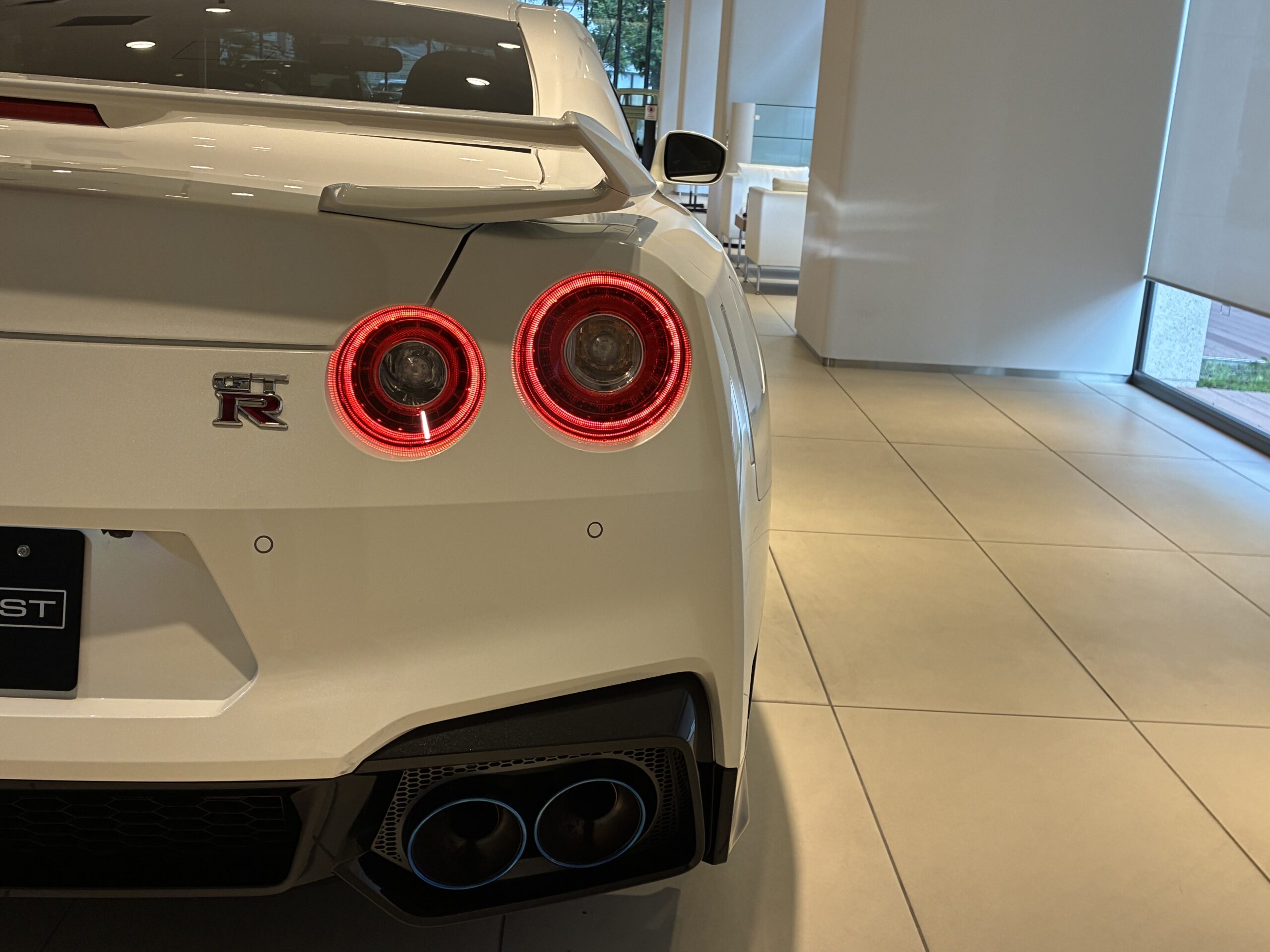 ニッサン GT-R 3.8トラックED engineered by nismo 4WD