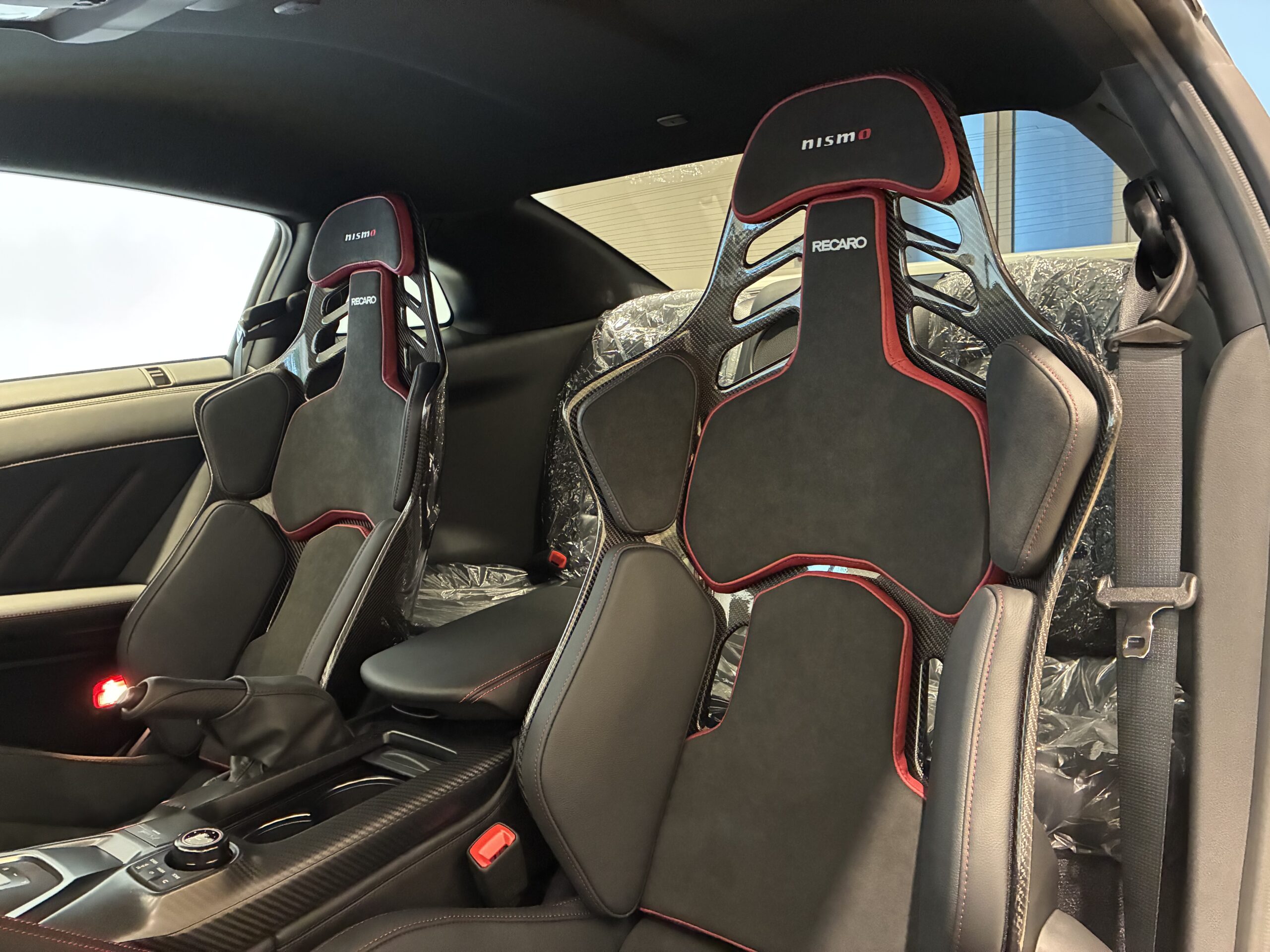 ニッサン GT-R 3.8トラックED engineered by nismo 4WD
