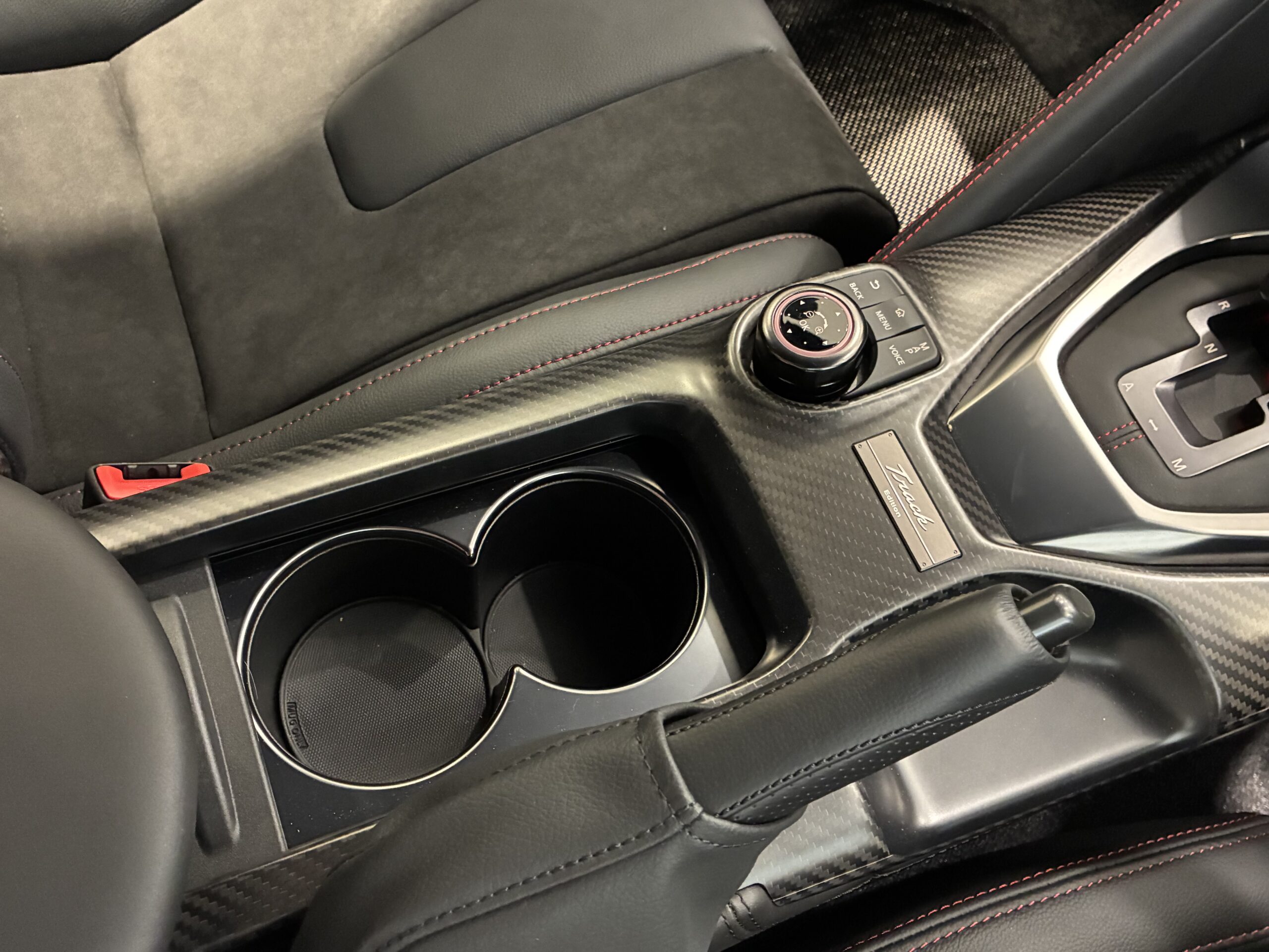 ニッサン GT-R 3.8トラックED engineered by nismo 4WD