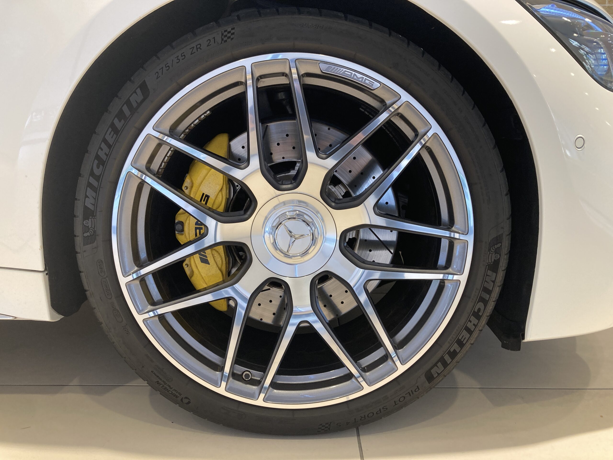 メルセデス・AMG　GT63S 4マチックプラス 4WD