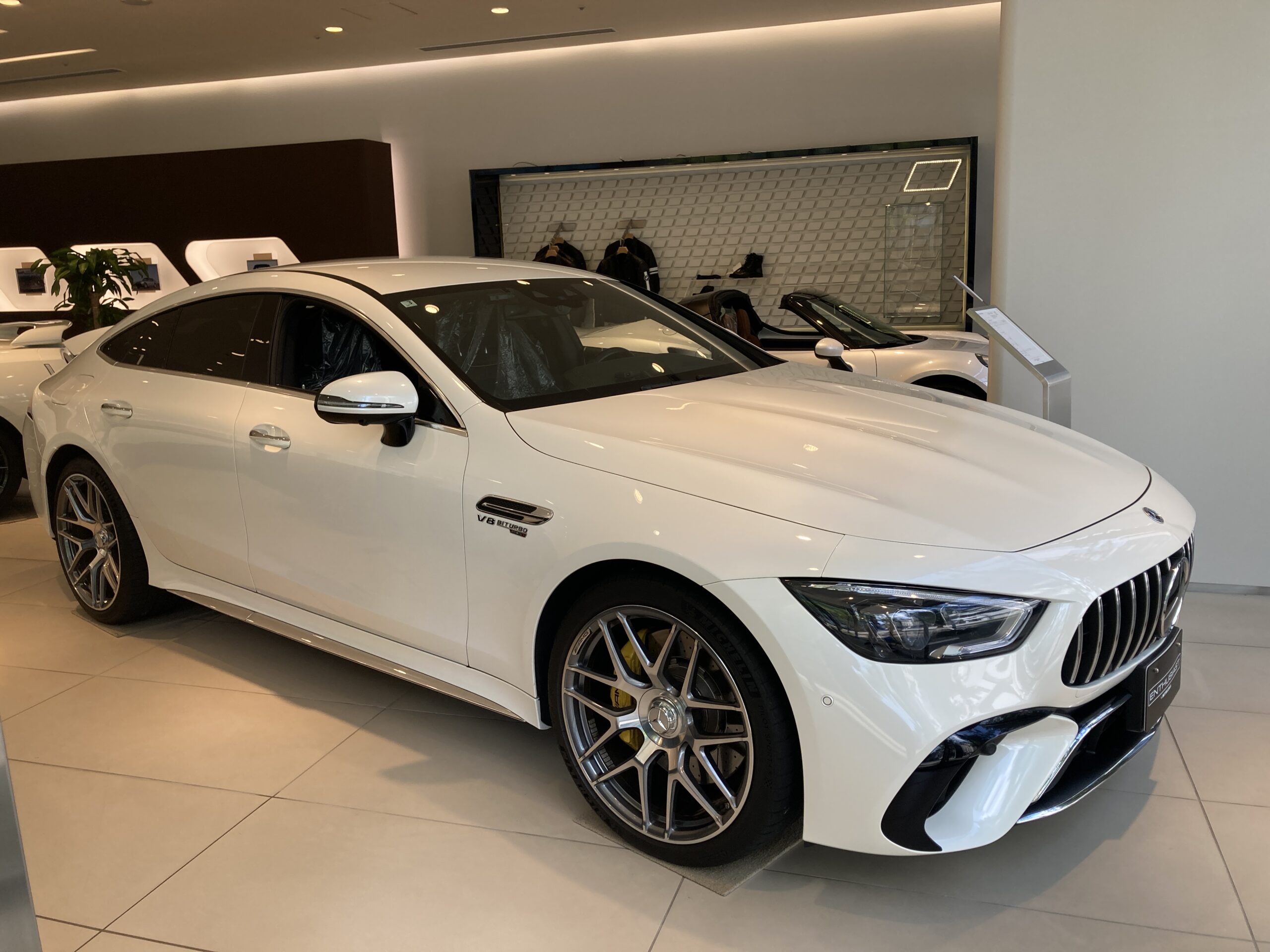 メルセデス・AMG　GT63S 4マチックプラス 4WD