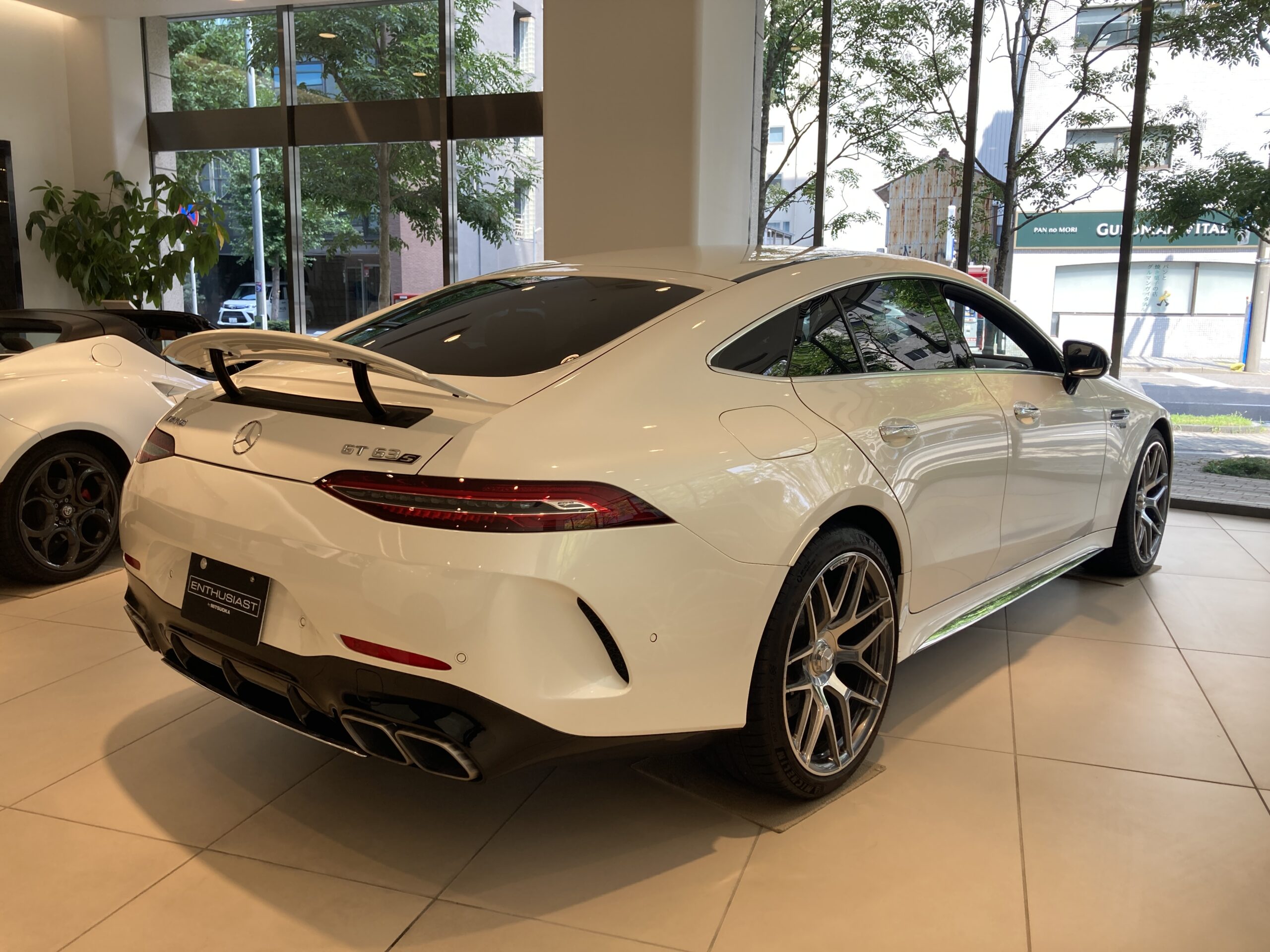 メルセデス・AMG　GT63S 4マチックプラス 4WD