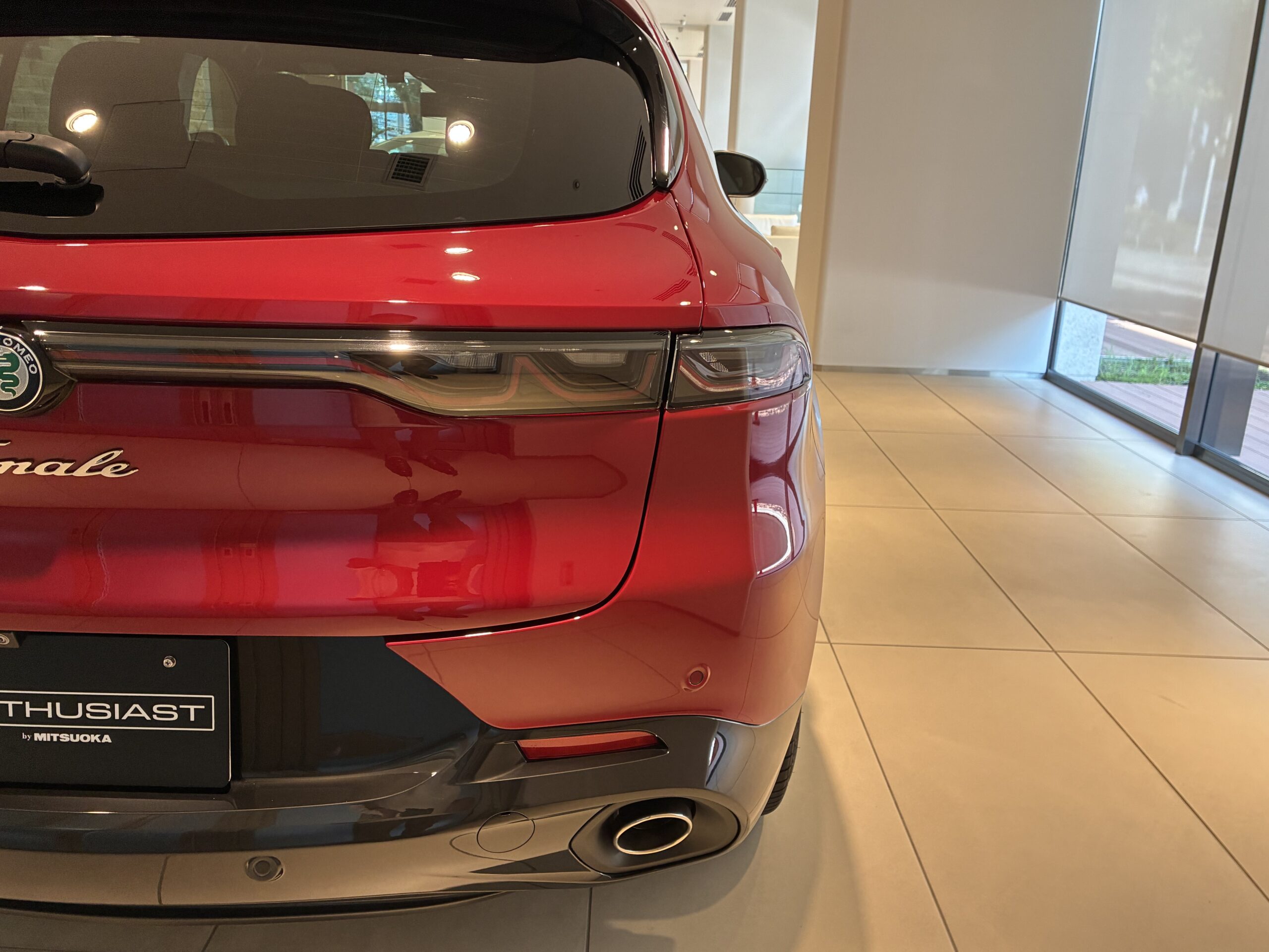 アルファロメオ　トナーレ PHEV Q4 Veloce