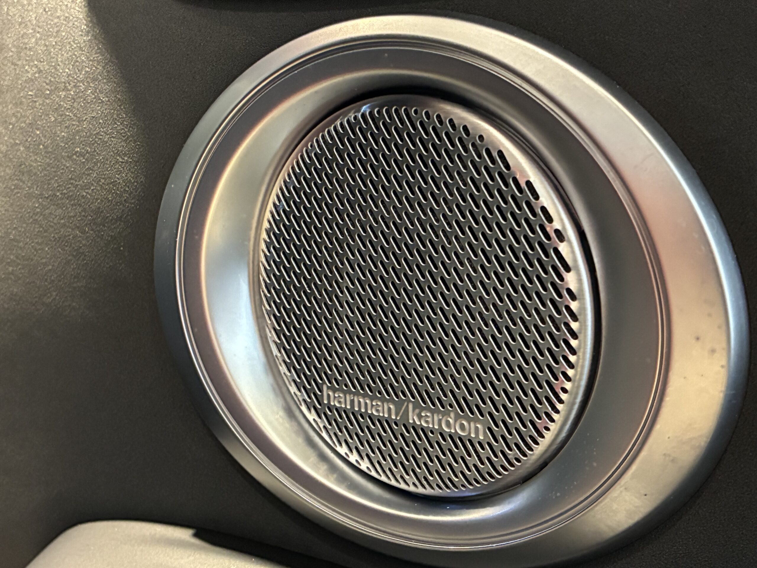 アルファロメオ　トナーレ PHEV Q4 Veloce