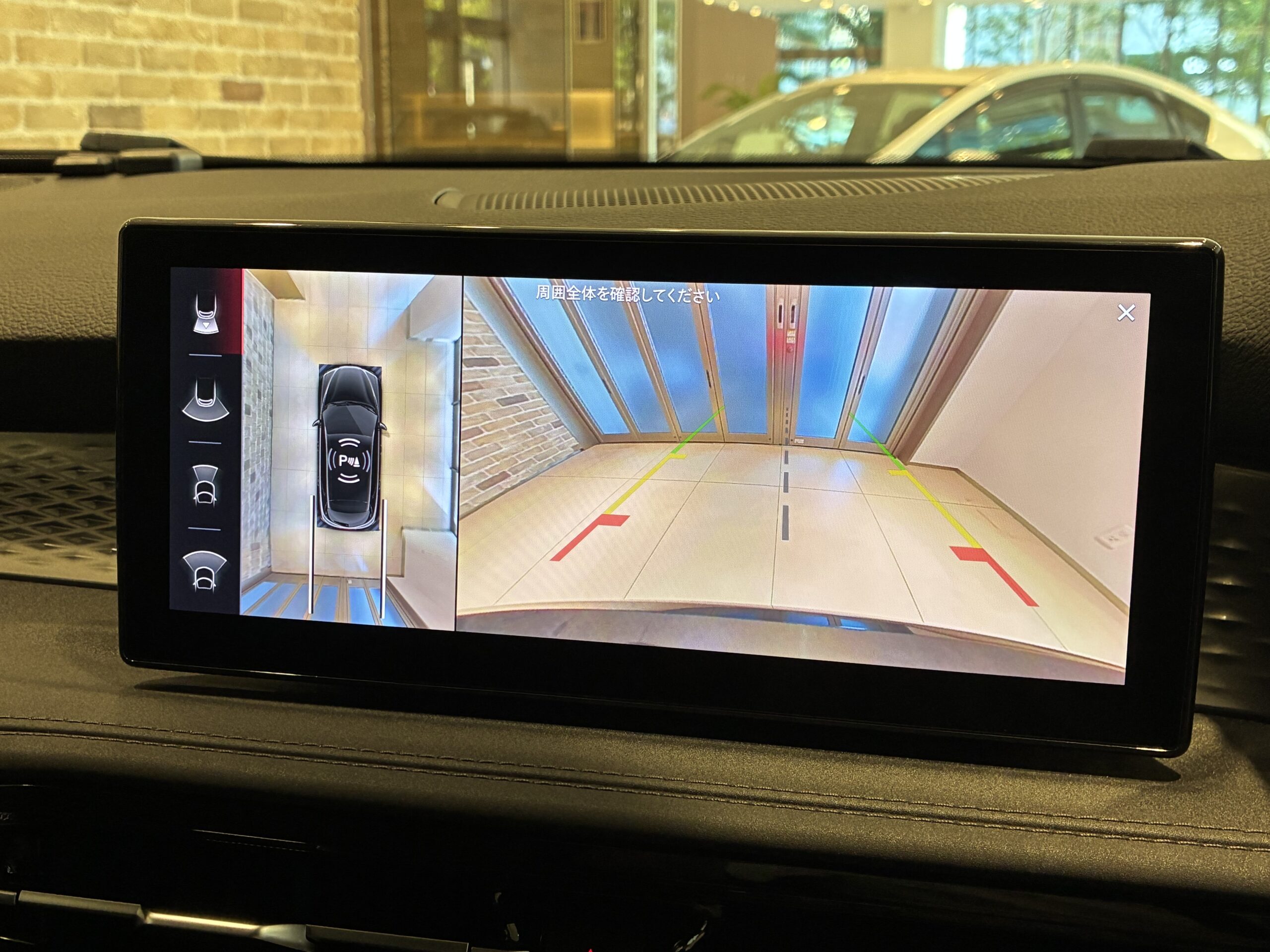 アルファロメオ　トナーレ PHEV Q4 Veloce