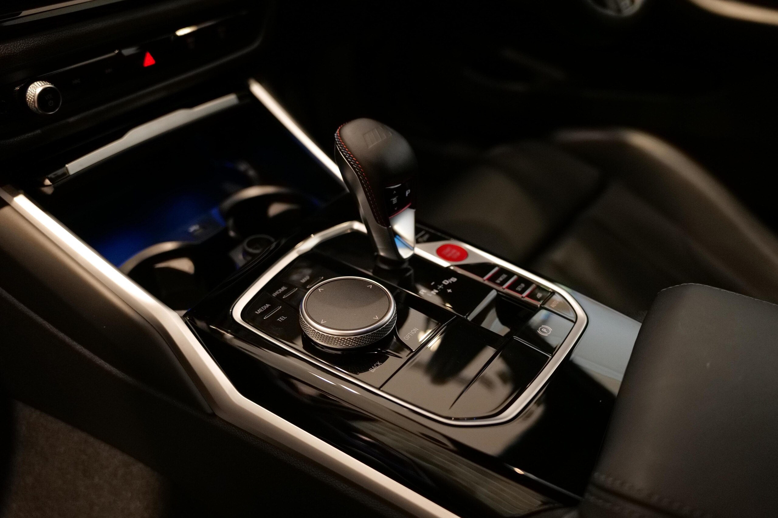 BMW M4クーペ コンペティション M xドライブ 4WD