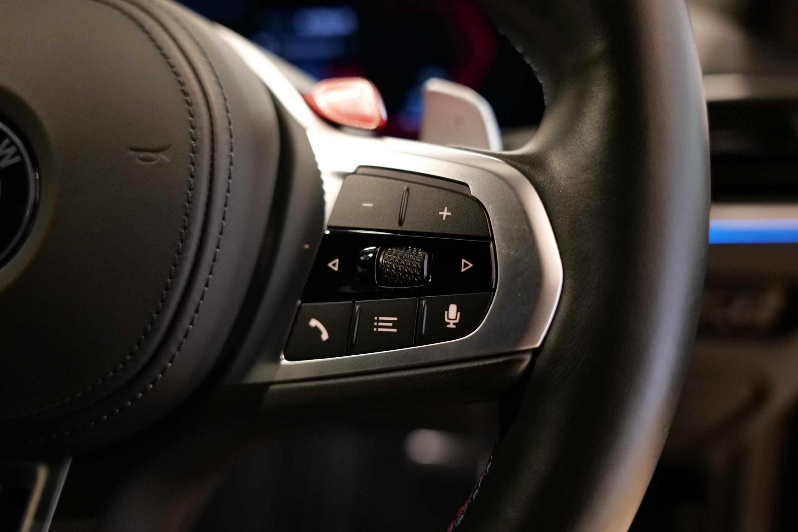 BMW M4クーペ コンペティション M xドライブ 4WD