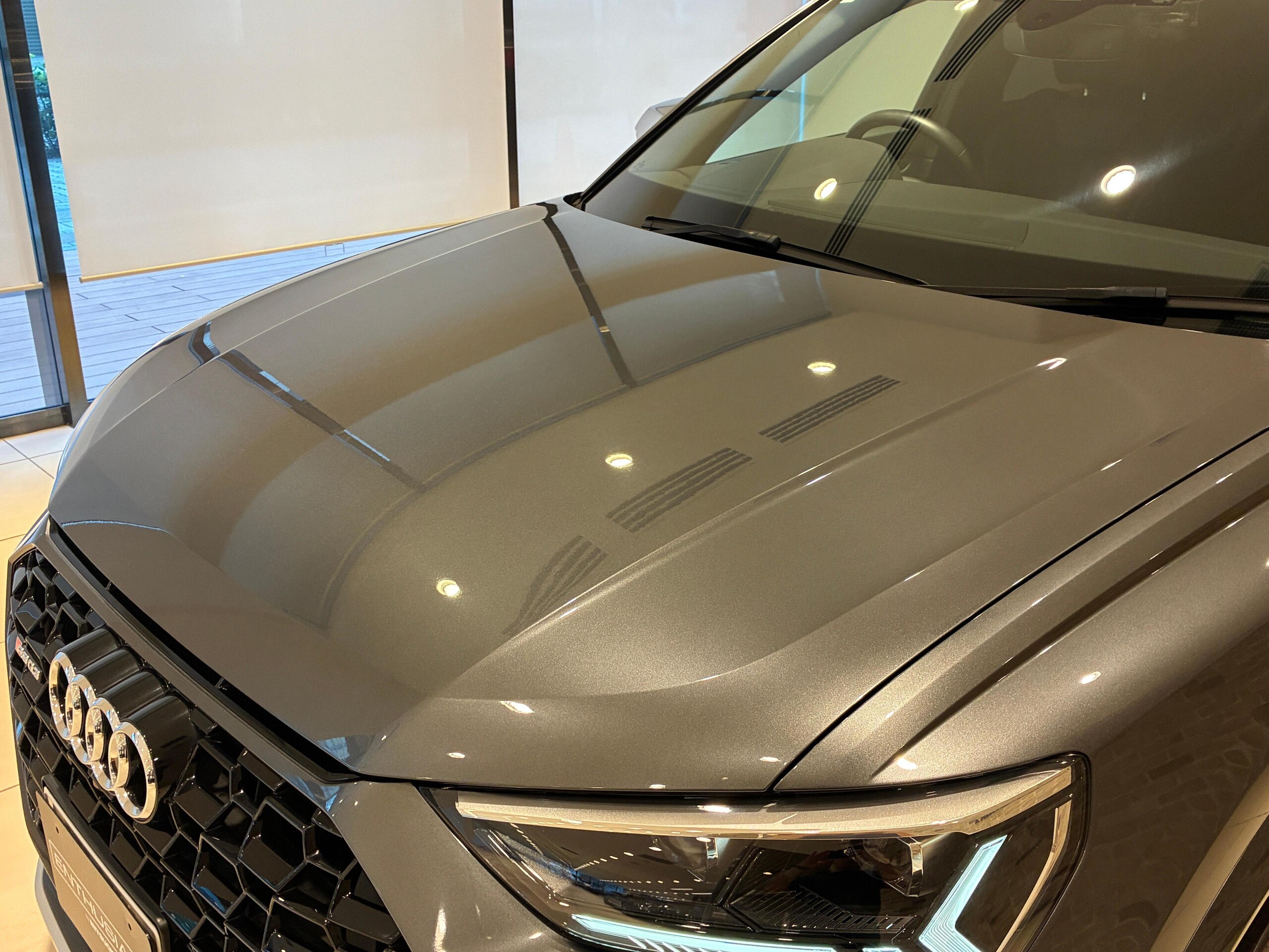 アウディ RS Q3 2.5 4WD